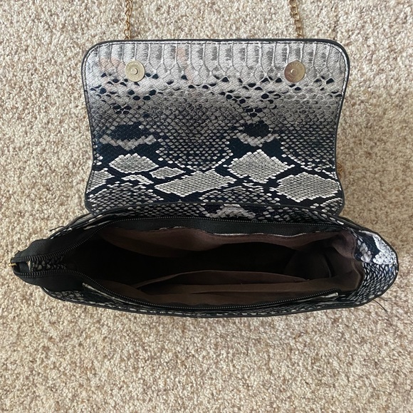 Snakeskin Handbag - Picture 3 of 4